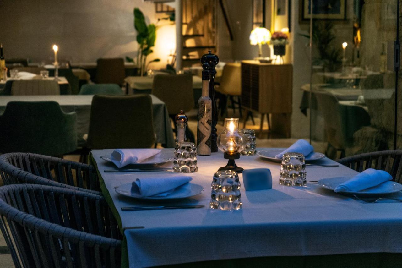 Leonis Restaurant & Rooms Сплит Экстерьер фото
